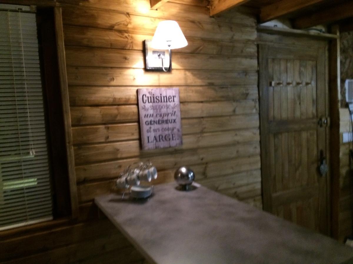 Gites Les Chalets Vezzani Spa Exterior foto