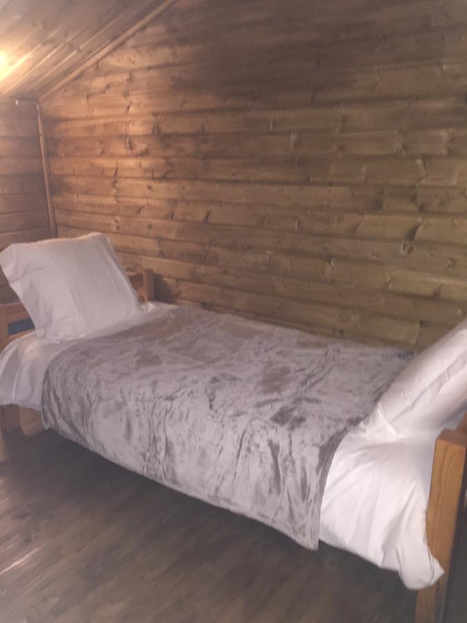 Gites Les Chalets Vezzani Spa Cameră foto